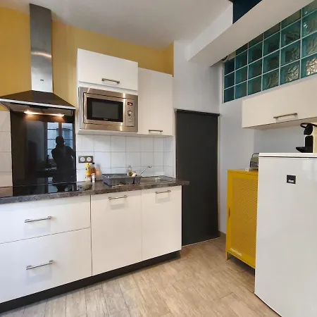 Апартаменты Historic Center-small Cocon-parking Available