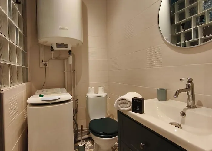 Historic Center-small Cocon-parking Available Apartment *